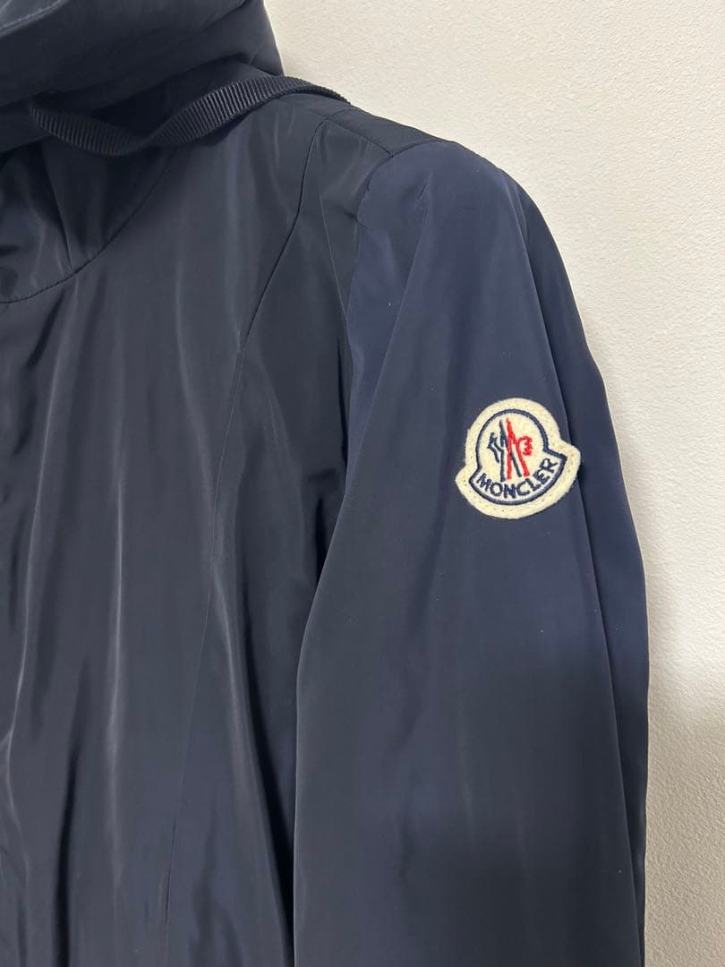 美品　MONCLER TOPAZ ナイロンコートネイビー スプリングコート