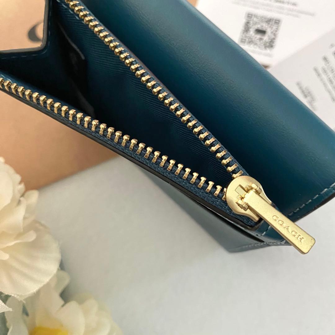 新品　正規品☆COACH コーチ　折り財布　グリーン　三つ折り財布