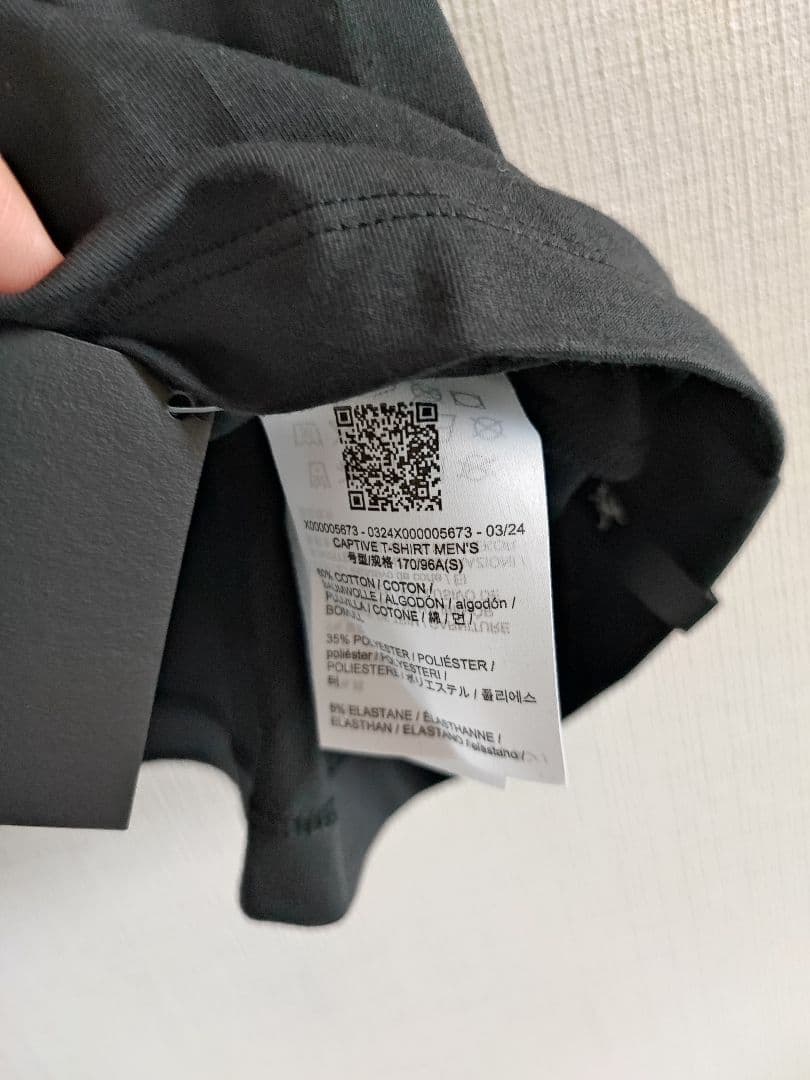 専用　新品！アークテリクス キャプティブTシャツ ブラック S