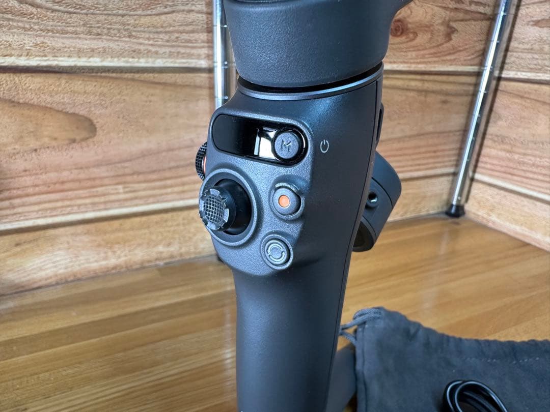 DJI OM 6スマートフォン用ジンバル