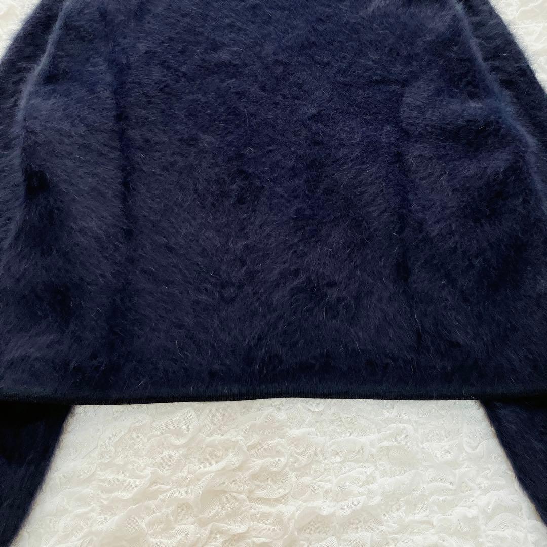 ミ*ん様 ロペ　23AW フォックス　カシミヤ　クルーネックカーディガン　パール