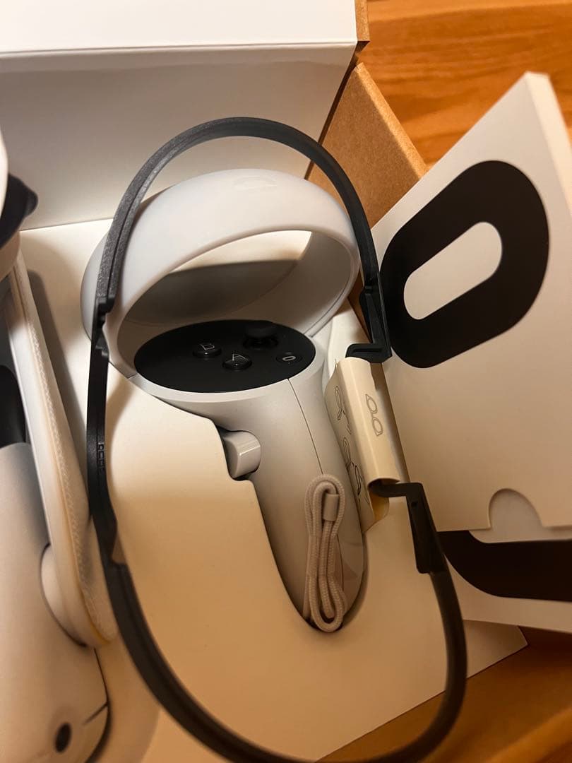  Quest 2 128GB VRヘッドセット ケース付き