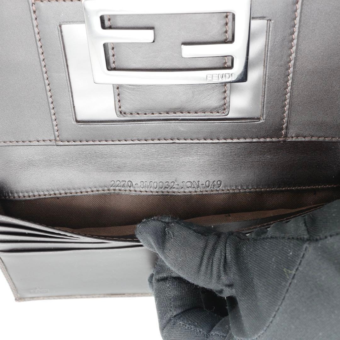 Fendi FFズッキーノバゲット長財布二つ折り財布 ブラウン ロゴプリント