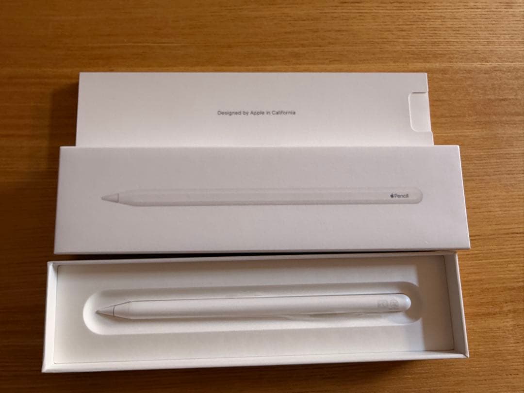 ZEPHER　第六世代　iPad mini 64GB Wi-Fi、ケース
