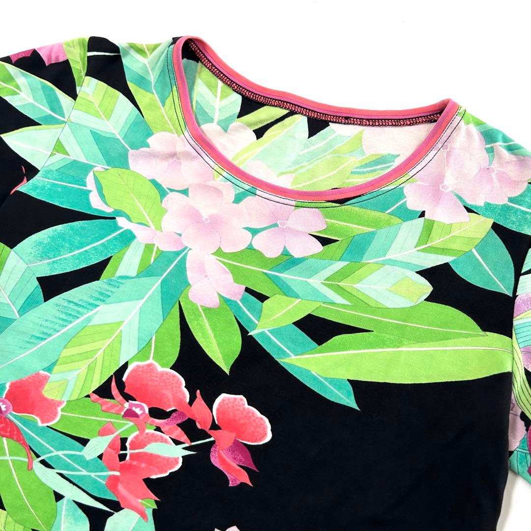 【美品】レオナール　半袖カットソー　Tシャツ　花柄　コットン　ラウンドネック　L