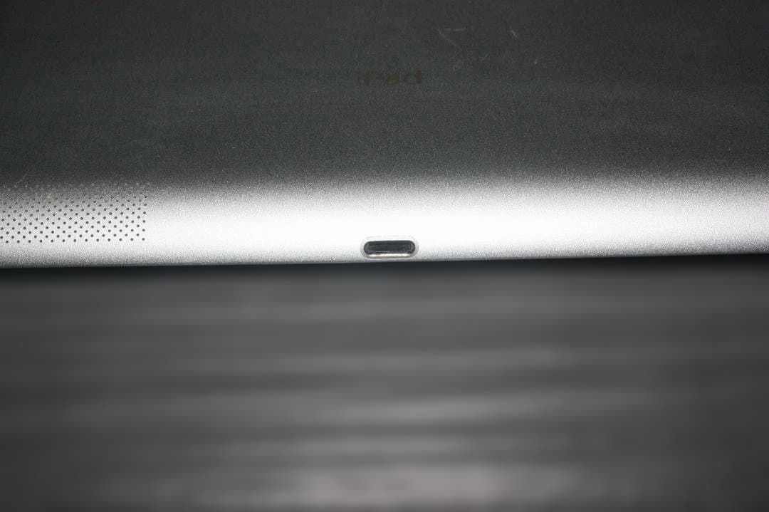 【美品】iPad 第7世代 10.2インチ 32GB シルバー｜本体のみ