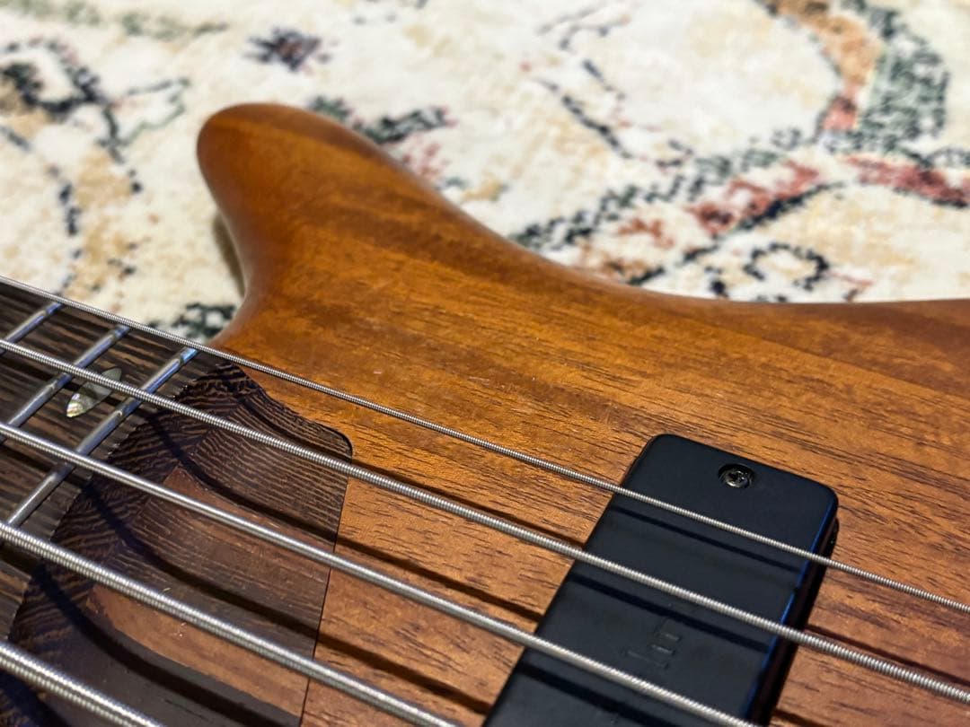 ぼ*ん様 Ibanez SR3005E 5弦ベース Bartolini搭載　フジ