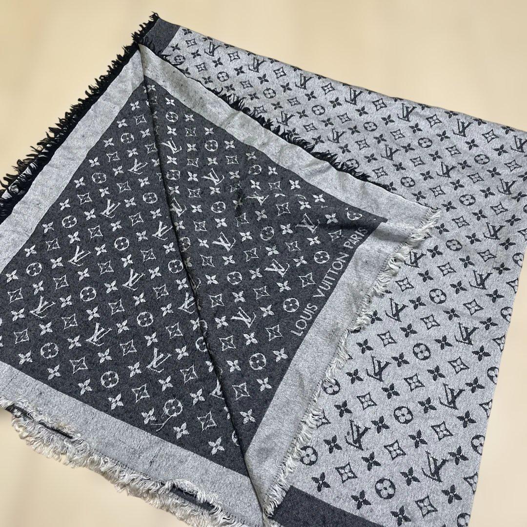 LOUIS VUITTON ダークグレー ストール