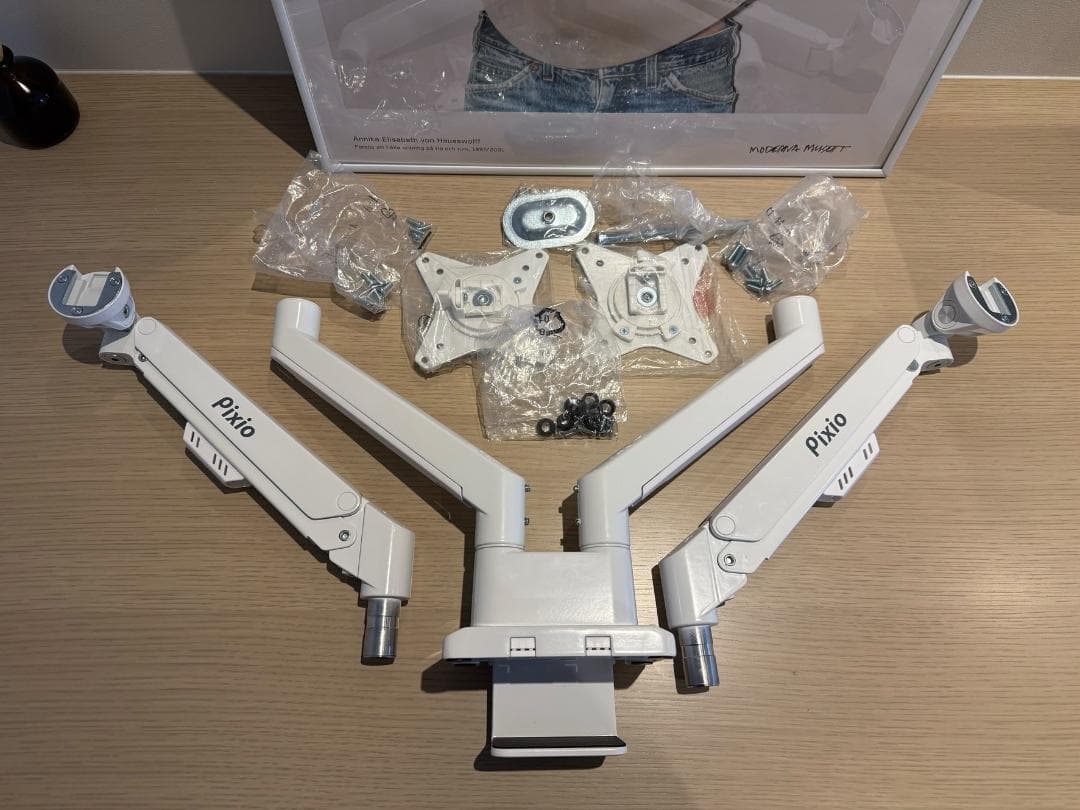 【美品】Pixio PS1D Wave White デュアルモニターアーム 白