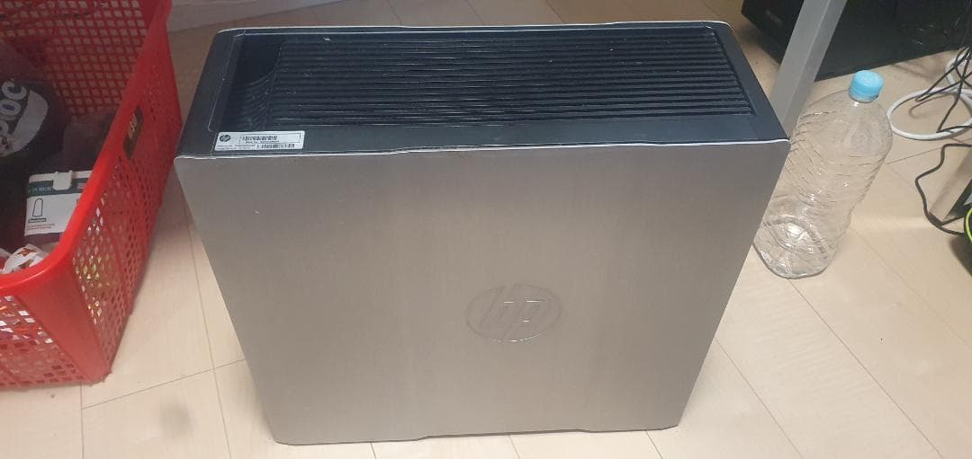 ワークステーション 2xCPU HP Z620 Workstation (Xeon E5-2670)