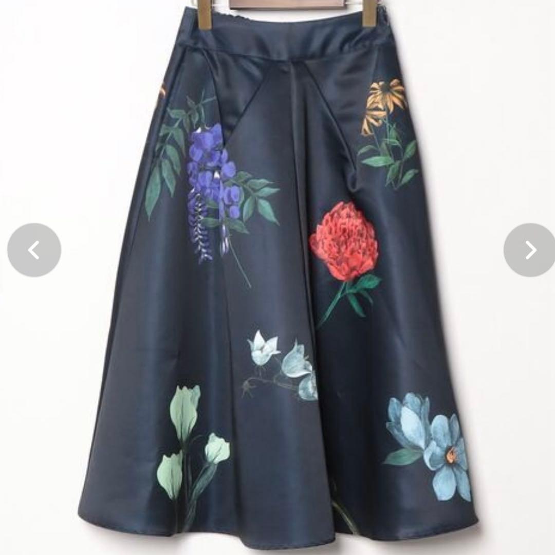 極美品⭐︎Ameri フラワープリント フレアスカート