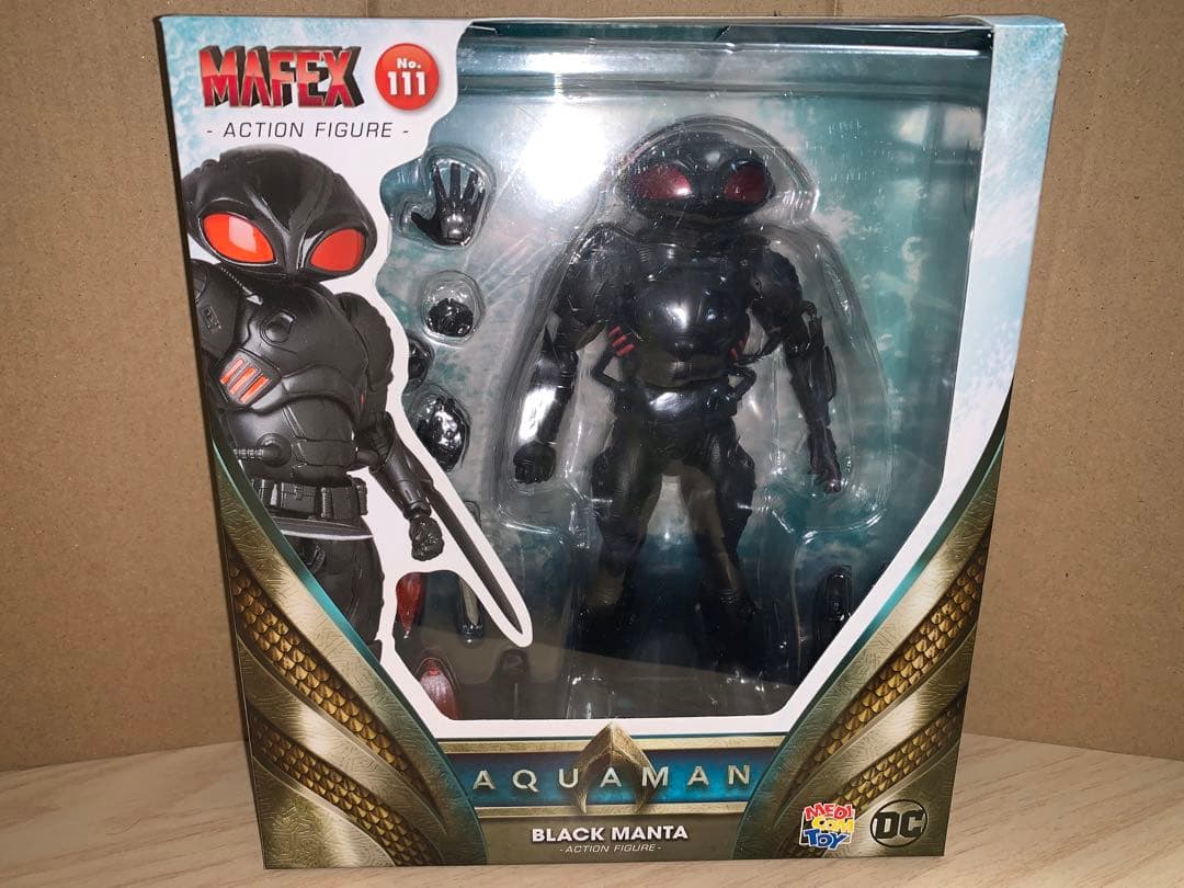 MAFEX ブラックマンタ フィギュア