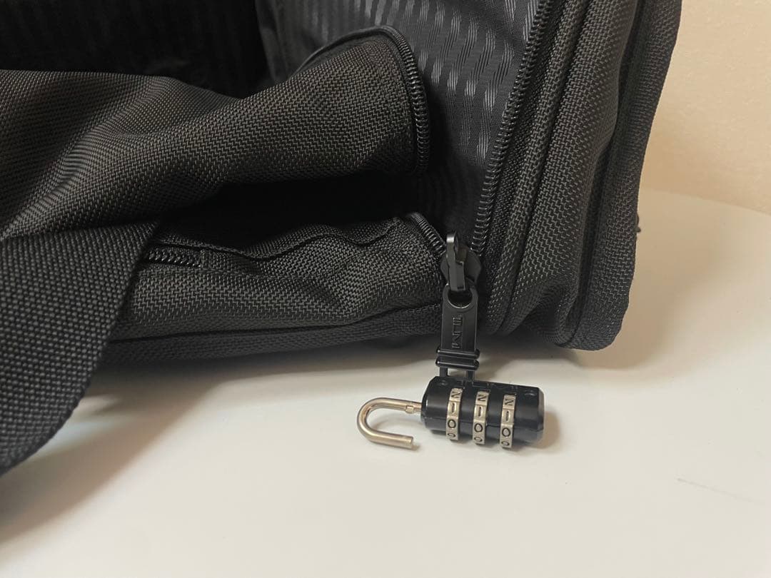 TUMI ボストンバッグ 美品 ￼ W51 CM× D21 CM ￼H32CM