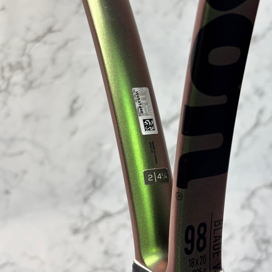 良品　Wilson BLADE 98 V8 18×20 人気モデル ラケット