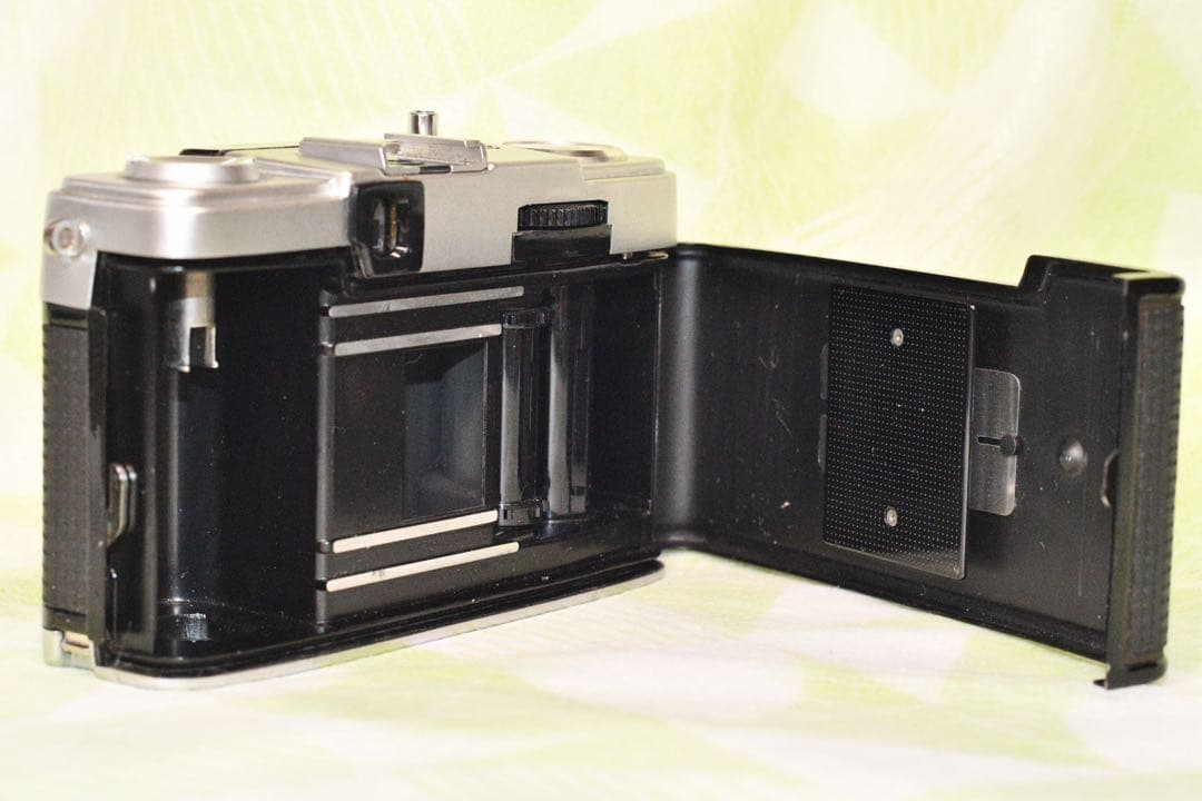 《動作品》OLYMPUS-PEN EE-3 【美品】 a362