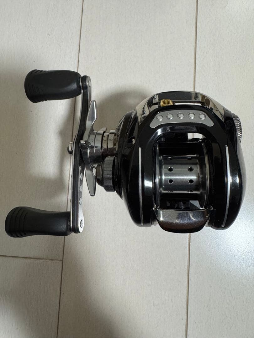 ダイワ T.D.ZILLION 7.3 Limited 100L