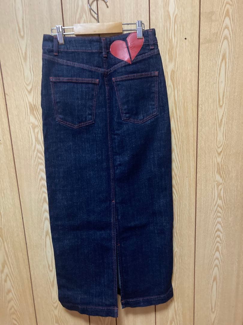 新作　新品　zara ザラ　ハートデニムタイトスカート