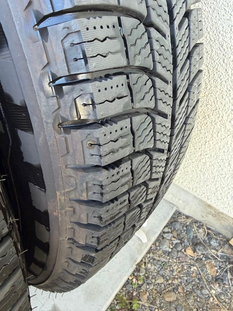 ①バリ溝 ホイール付 195/80/R15LT ミシュラン アジリス X-ICE