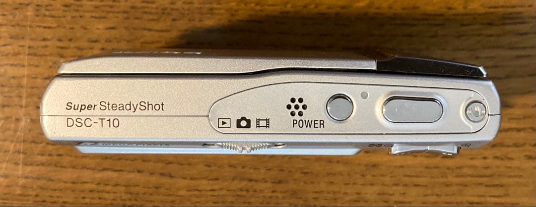 ソニー サイバーショットSony Cyber-shot DSC-T10 デジカメ