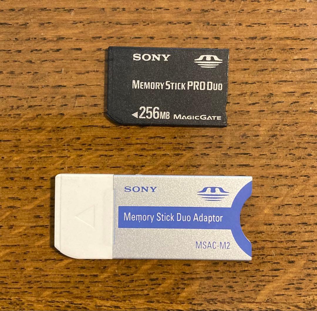 ソニー サイバーショットSony Cyber-shot DSC-T10 デジカメ