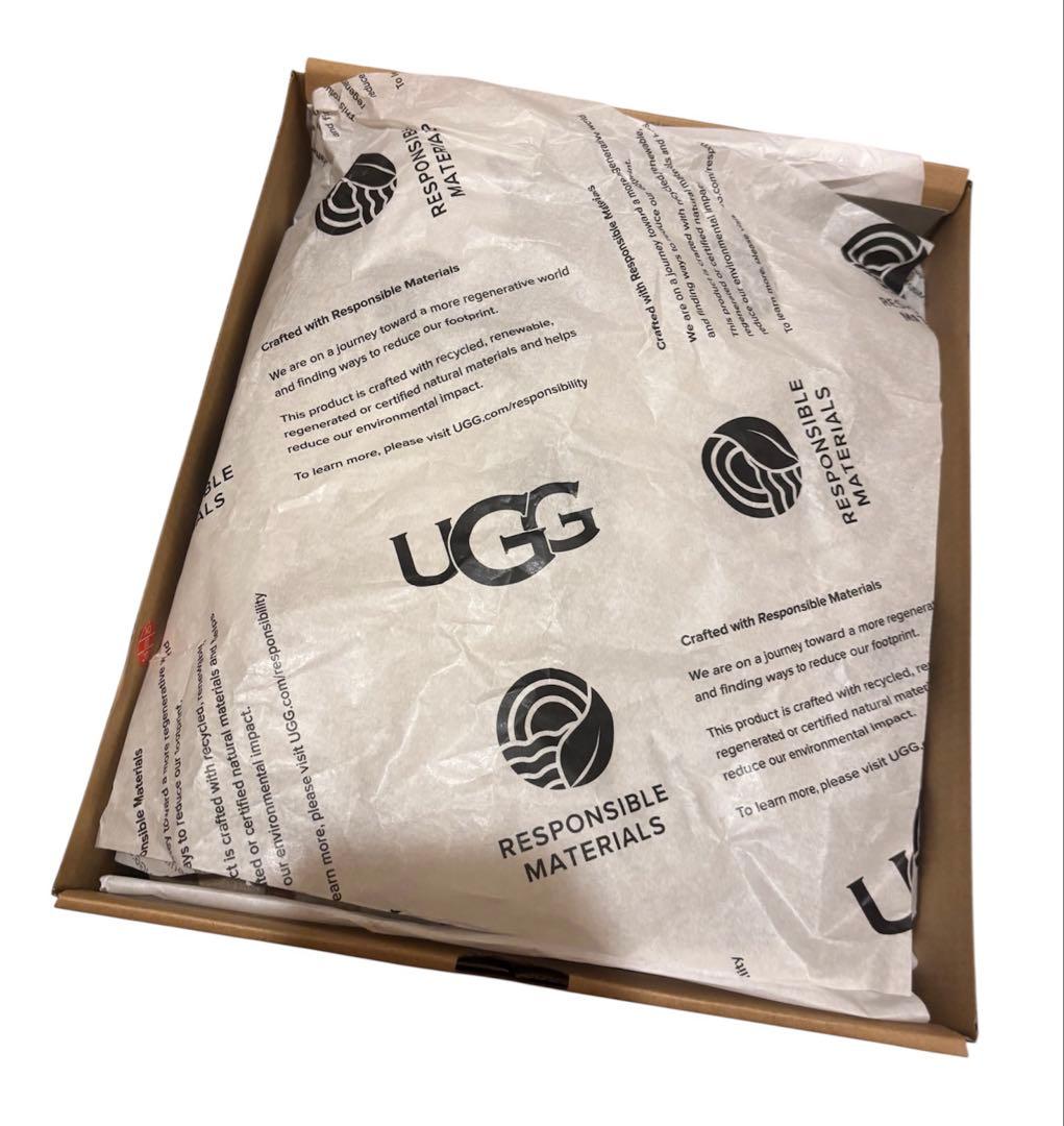 売り切り最終価格。箱付！UGG ダズリータ　25cm
