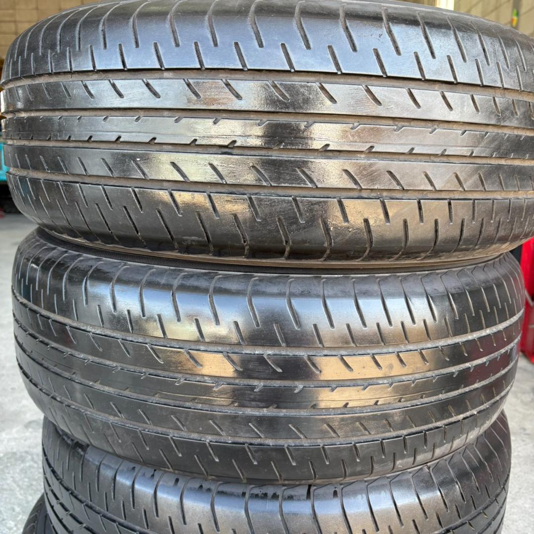 ヨコハマ BluEarth ES32 225/60R17 タイヤ4本 溝7分山