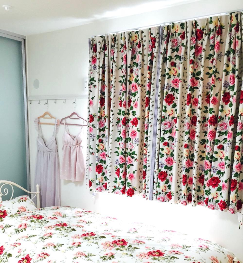 LAURA ASHLEY  カーテン 裏地付 ローズ×チェック柄２枚１組