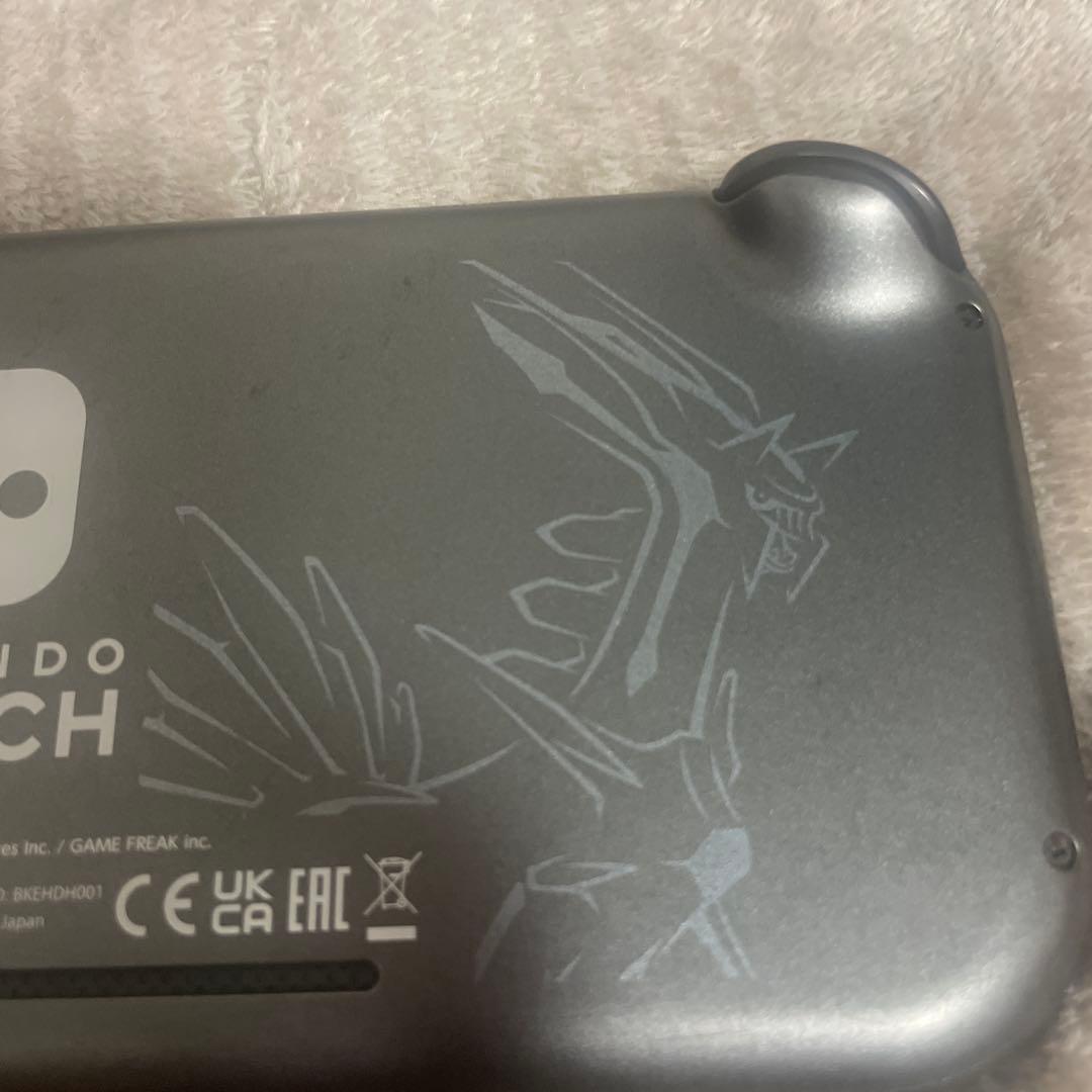 ニンテンドーSwitchライト ポケモン　傷あり