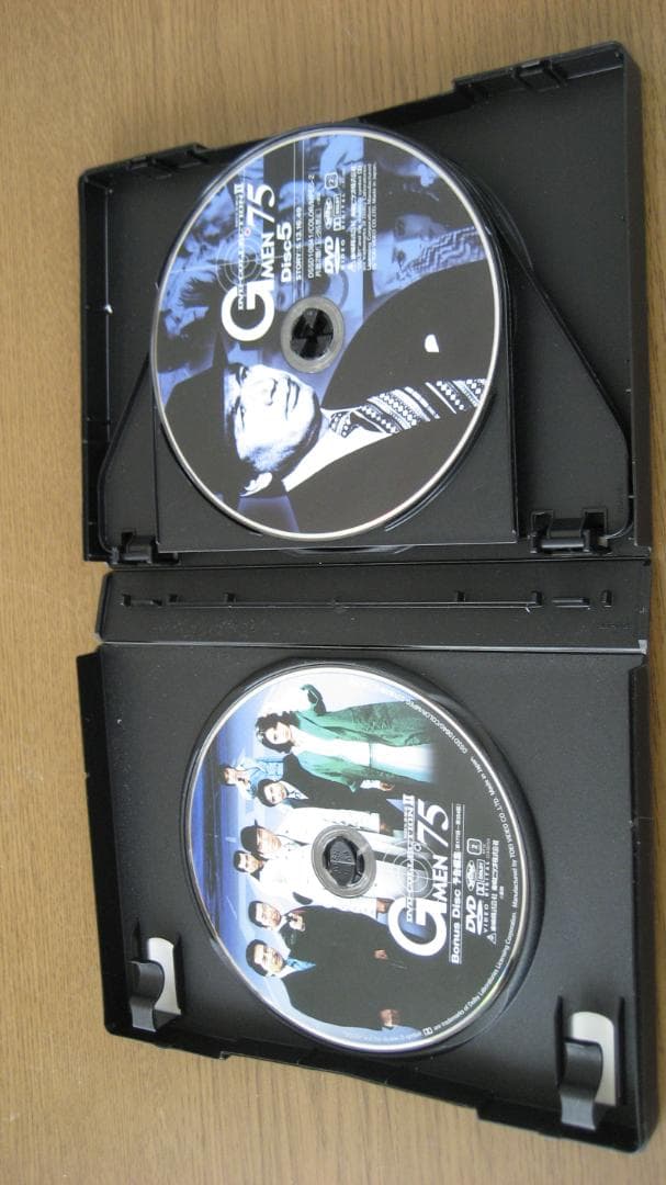 中古美品　Gメン75　DVD COLLECTION 1、2 　8枚(全32話)