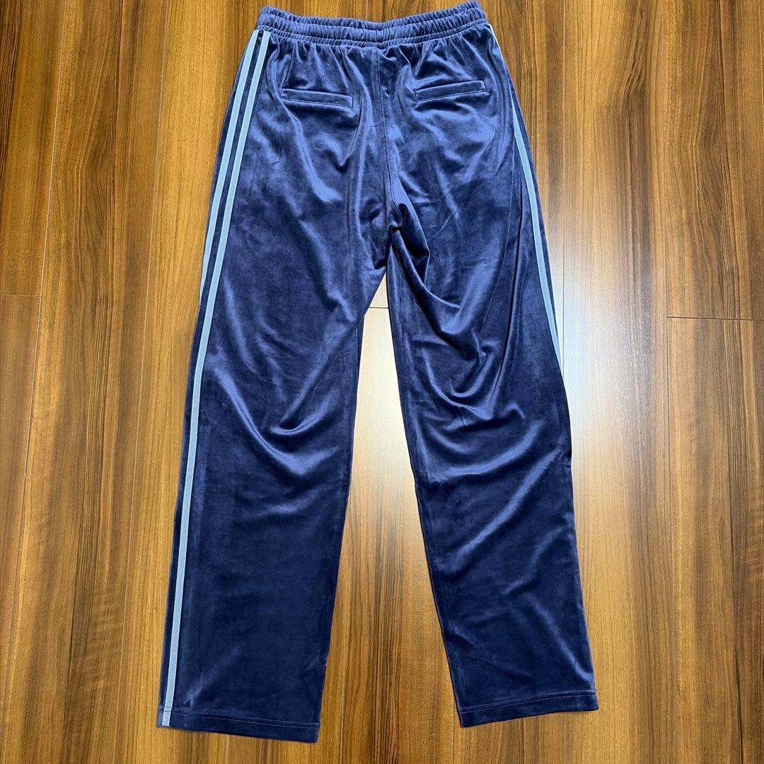 adidas originals ベロア トラックパンツ ベッケンバウアー