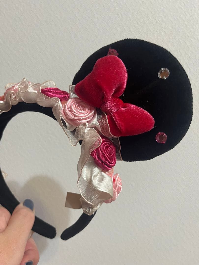 ディズニー　ミニーカチューシャ　薔薇　廃盤品