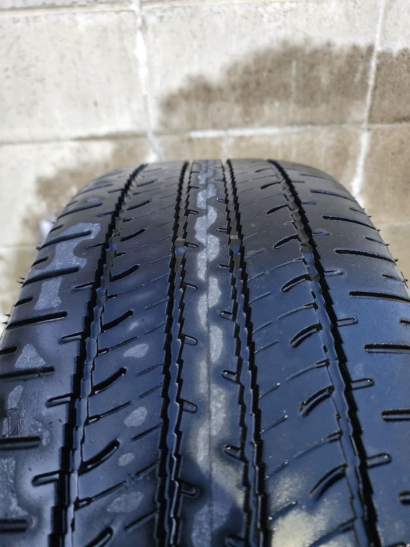 デリカD5 純正ホイールとタイヤ 中古 注意1本のみ