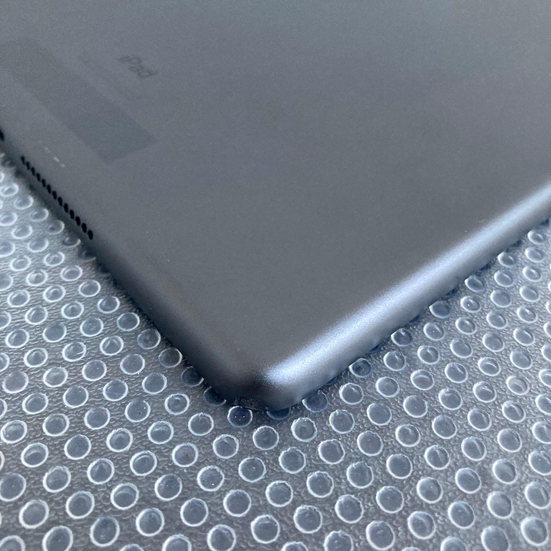 4099【早い者勝ち】電池最良好☆iPad7 第7世代 32GB SIMフリー☆