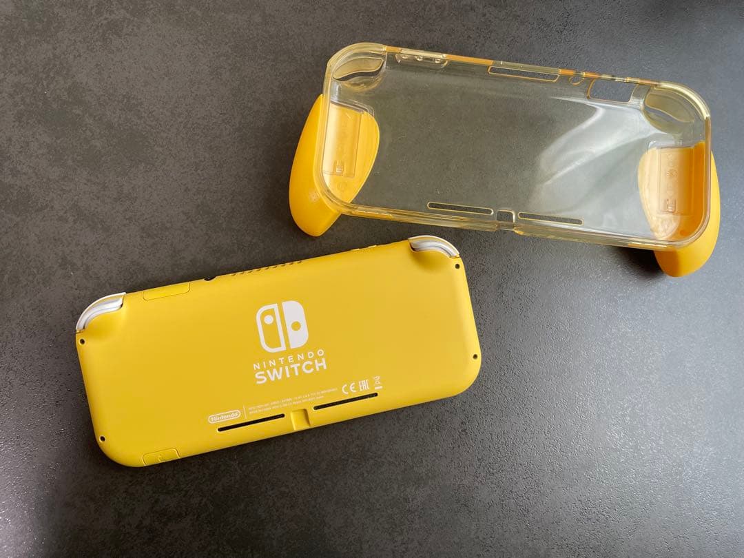 Nintendo Switch Lite イエロー 本体 + ケース＋フィルム付