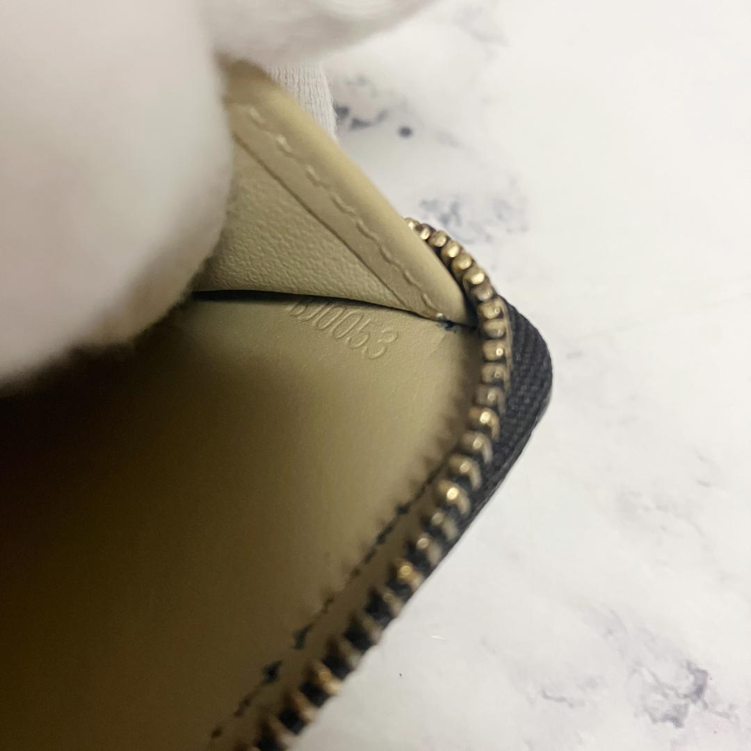 B973【人気】LOUIS VUITTON★ヴェルニ 二つ折り財布 ジップ 黒
