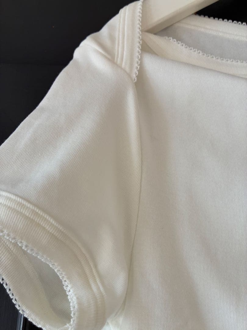 miu miu ホワイト Tシャツ 半袖　utahinahana様こ専用。