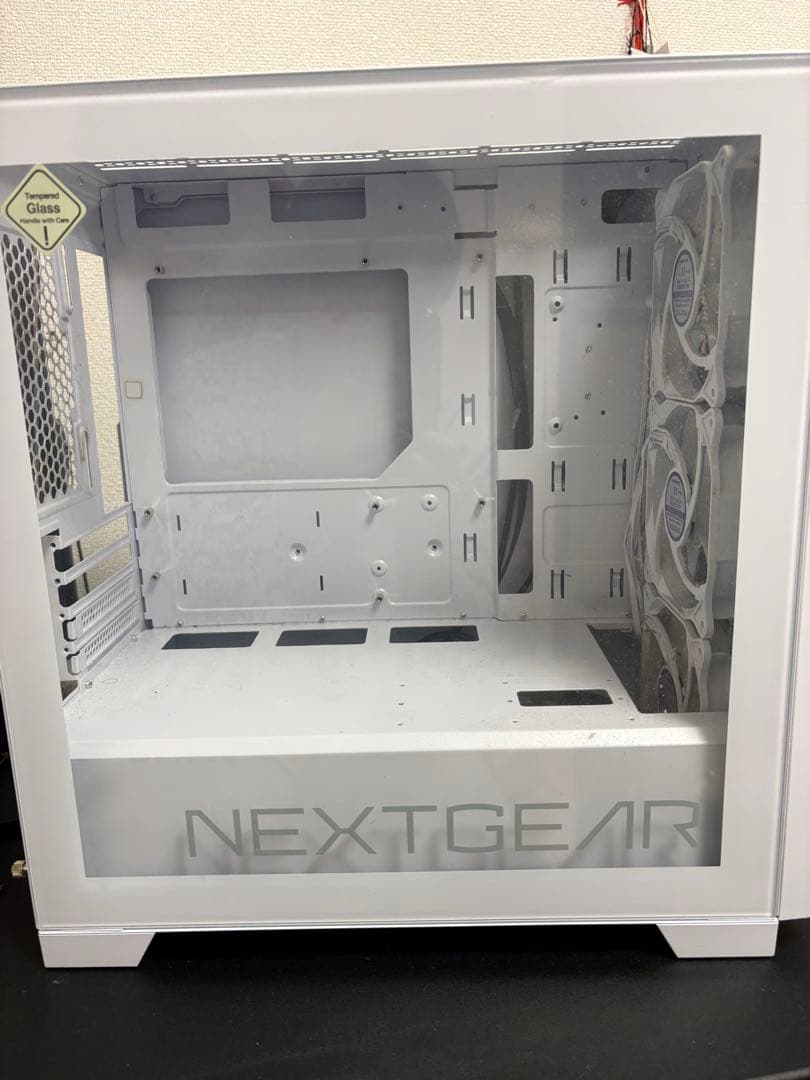 NEXT GEAR ホワイトpcケース