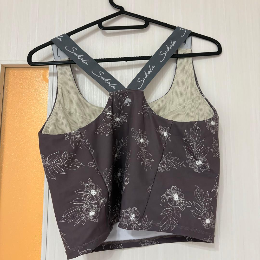 新品Lava SUKALA】Yストラップロゴブラトップ　Lスポーツウェア