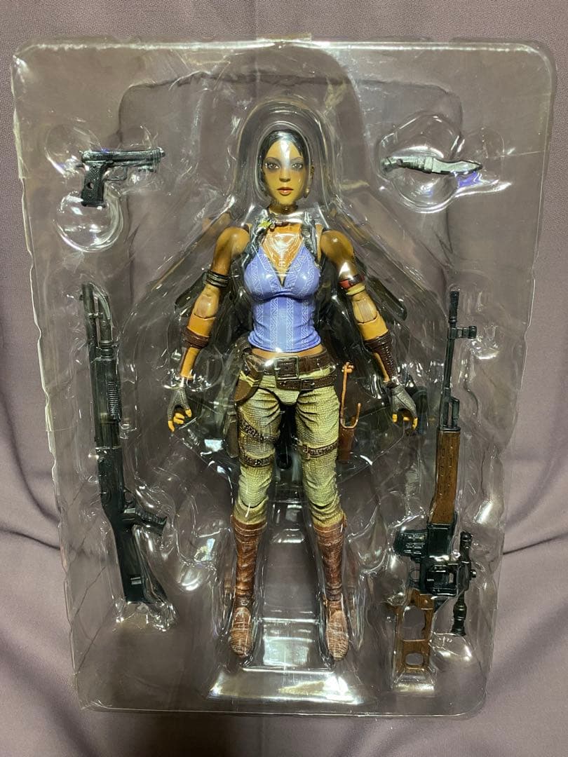 値下げしました！バイオハザード　プレイアーツ改　シェバ・アローマ