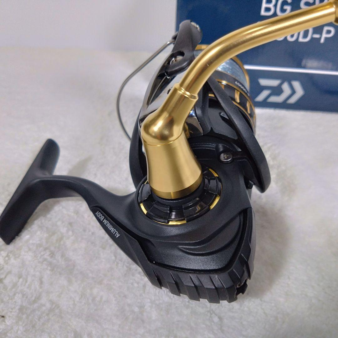 【美品】DAIWA ダイワ　スピニングリール　23BG SW 6000D-P
