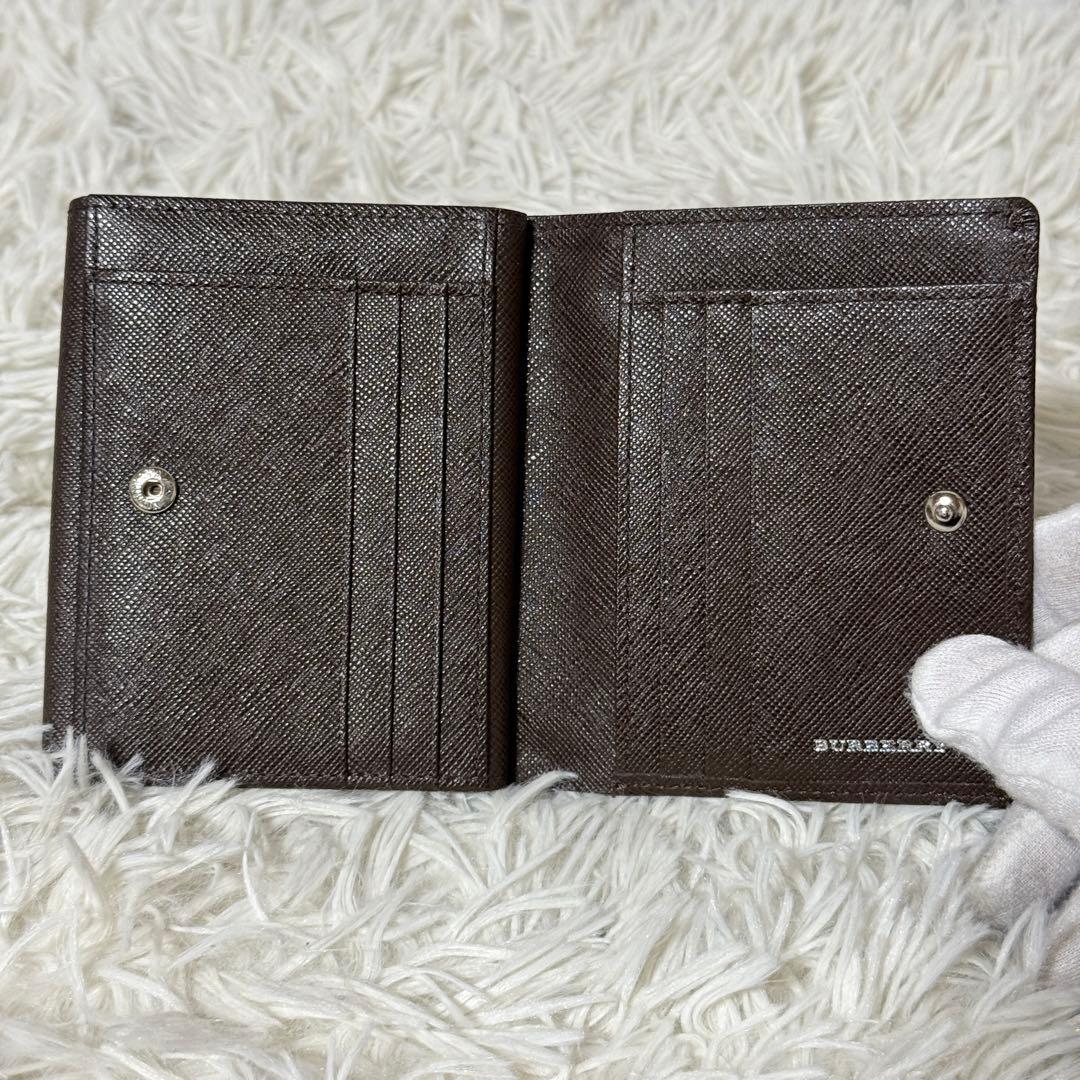 未使用✨BURBERRY バーバリー　レザー　二つ折り財布　ブラウン