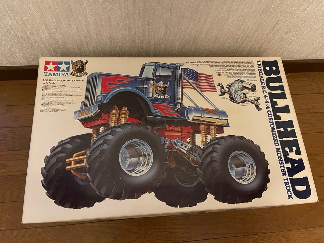 BULLHEAD 1/10スケール RCモンスタートラック