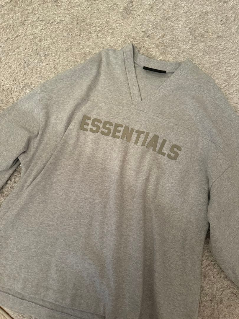シャツ ESSENTIALS FEAR OF GOD Football Tee
