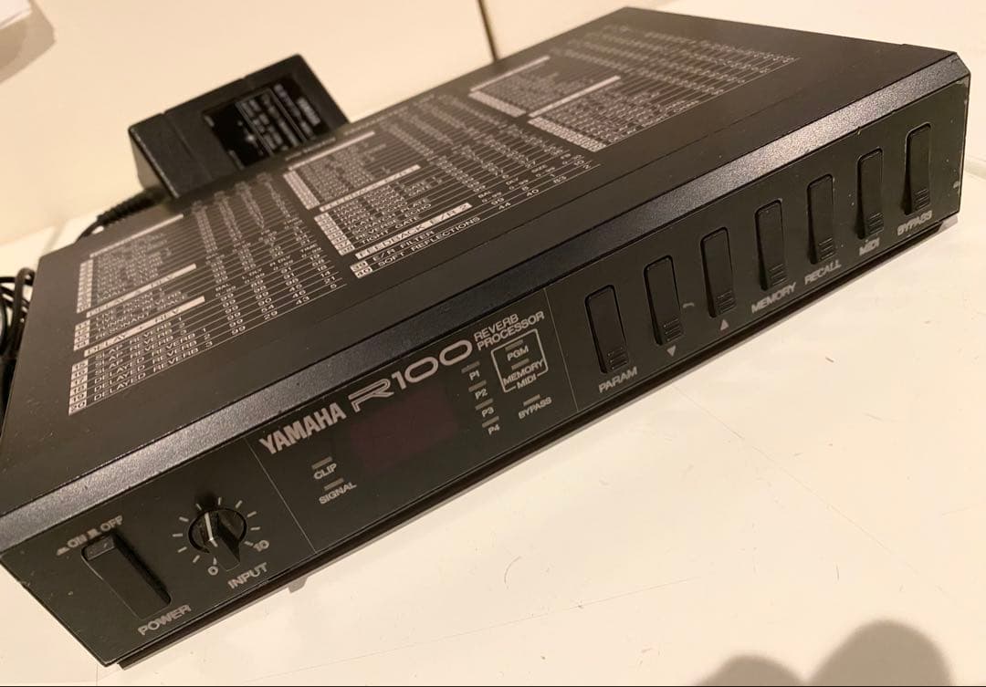 YAMAHA R100 エフェクター 本体　リバーブ ディレイ