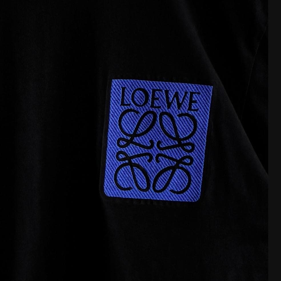 【超人気・美品】ロエベ/Tシャツ/青アナグラム刺繍/フェイクポケット/黒/XL