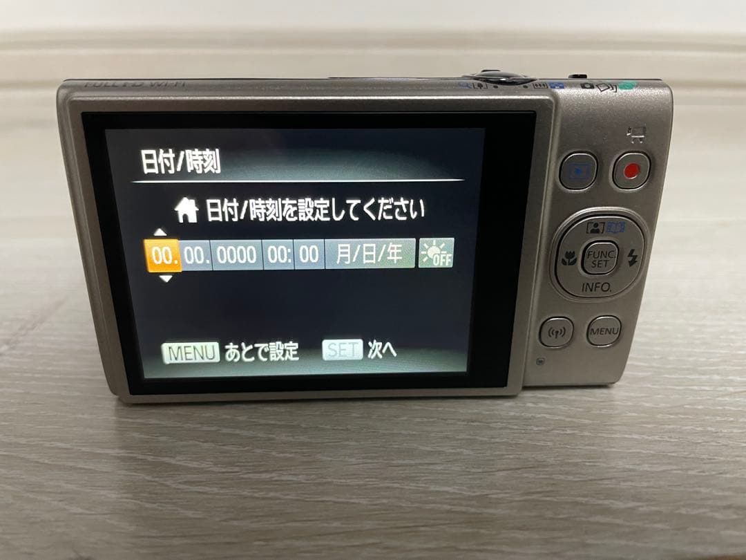 【週末値下げ】Canon IXY650 コンパクトデジタルカメラ　IXY 650