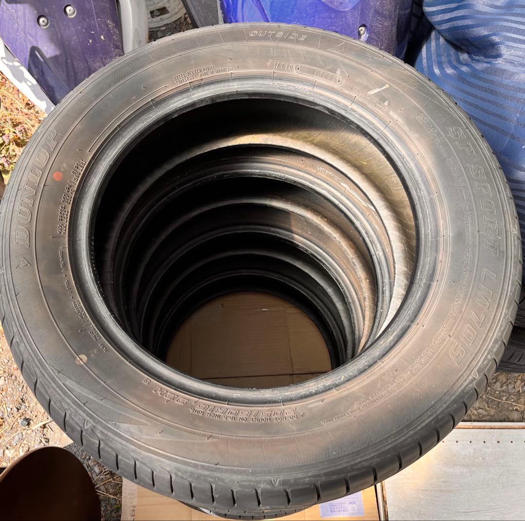 205/60R16 ダンロップ　②