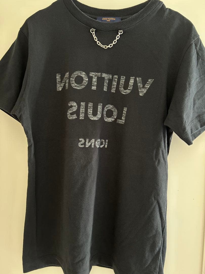 ルイ・ヴィトン ロゴ Tシャツ ブラック
