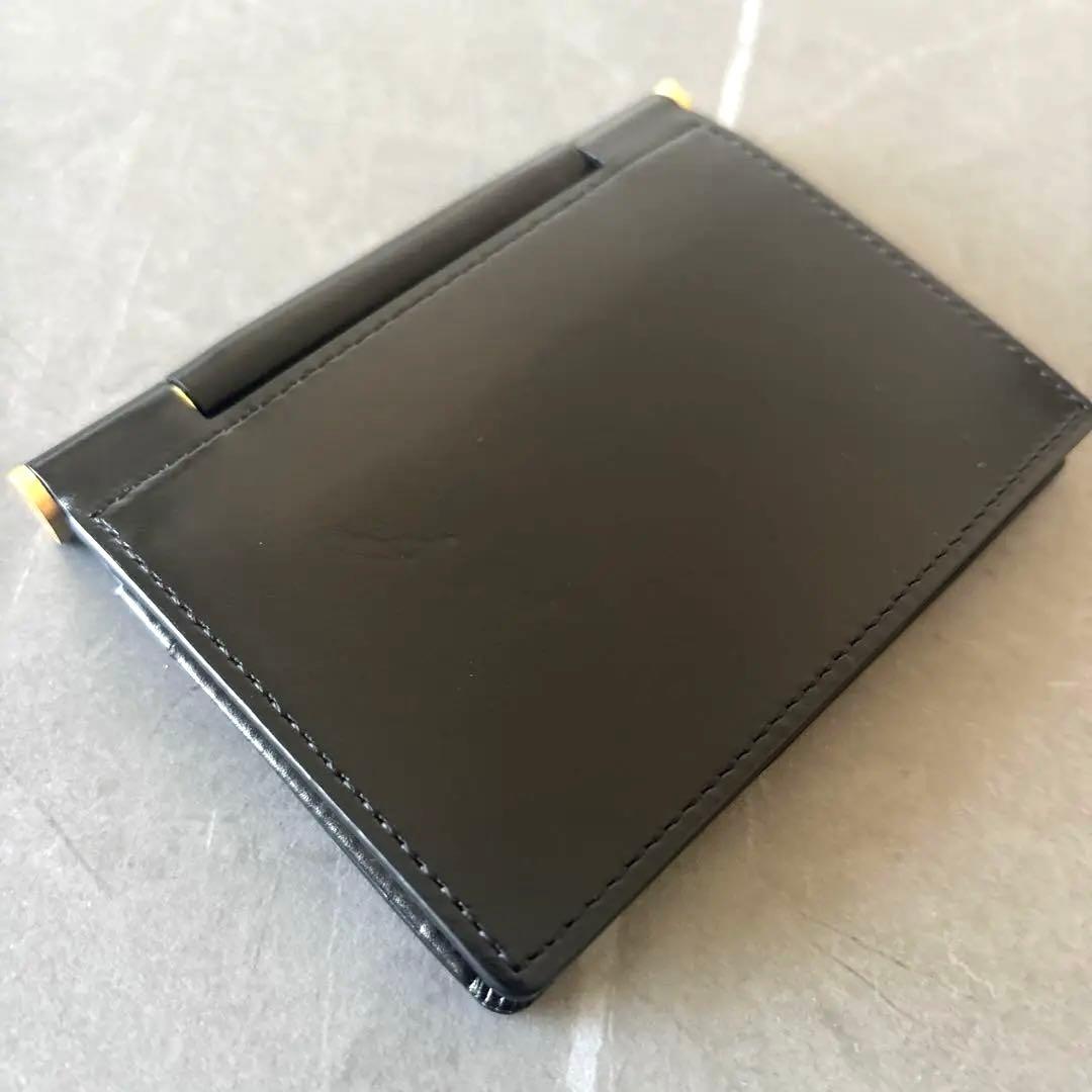 TOUT Y EST トゥティエ　ポメル名刺入れ　ブラック　カードケース　革　黒