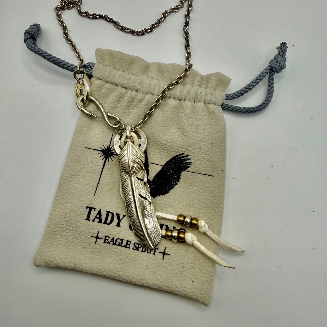 美品　タディ&キング　上銀フェザーLL ネックレスセット